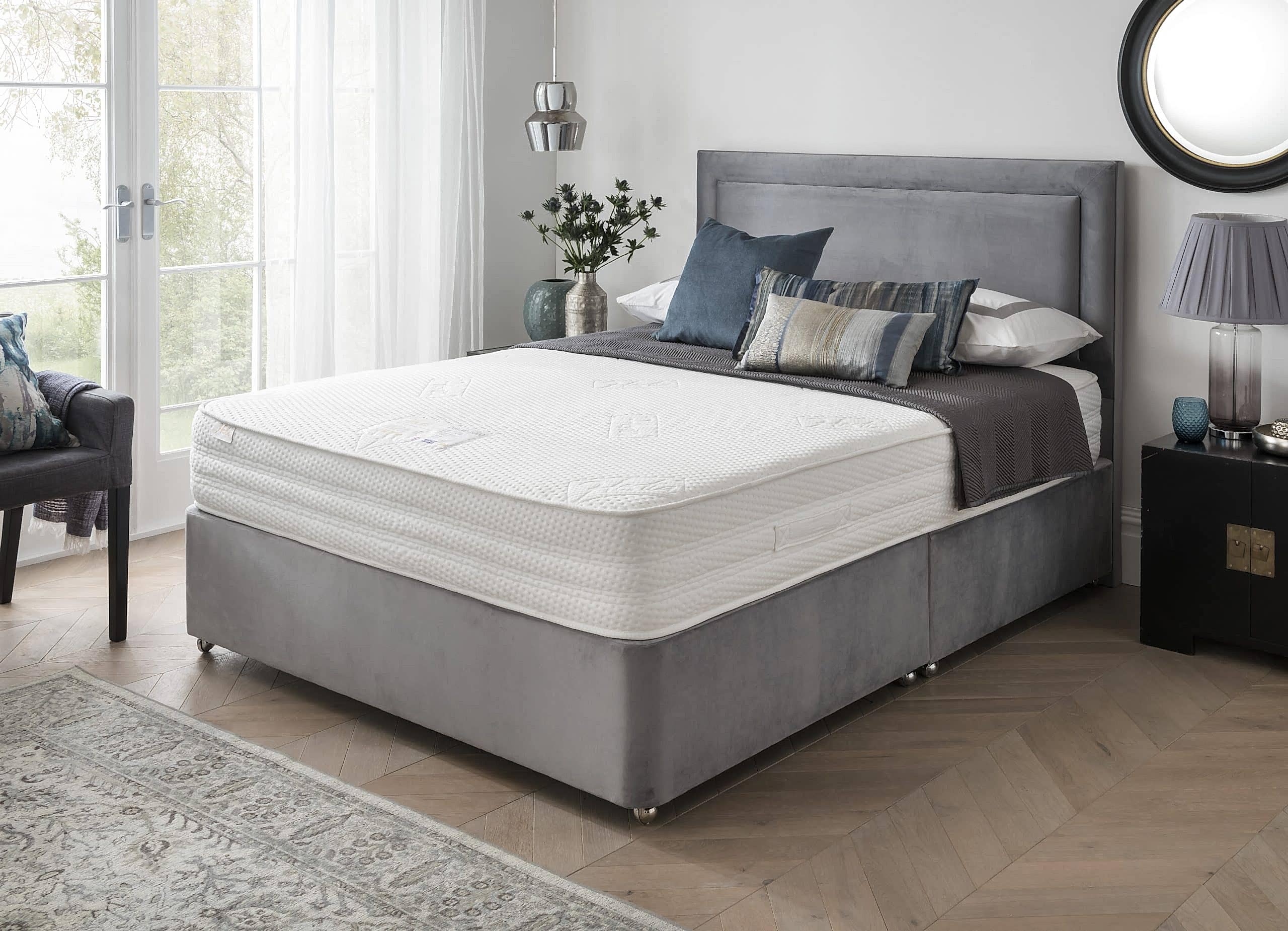 Hestia Bed