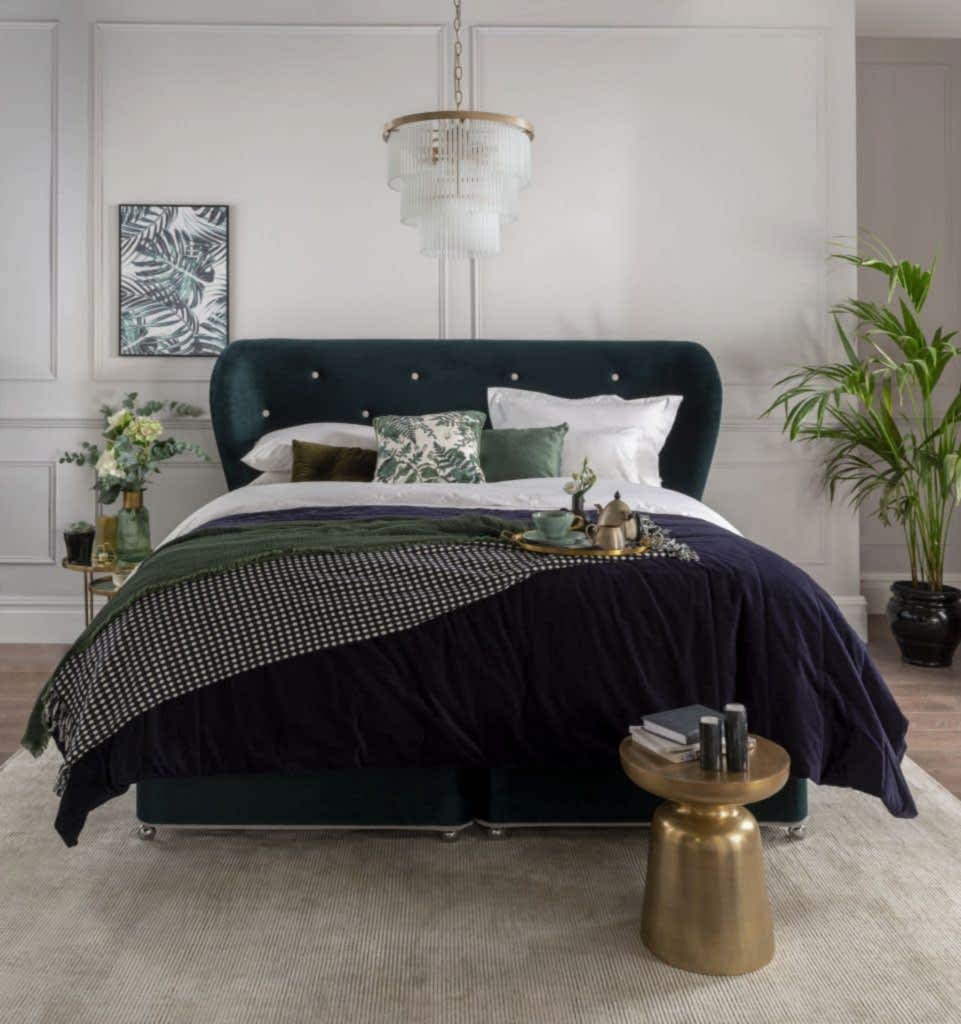 ascot_bottle_green_dumbo_4 ascot_bottle_green_dumbo_4