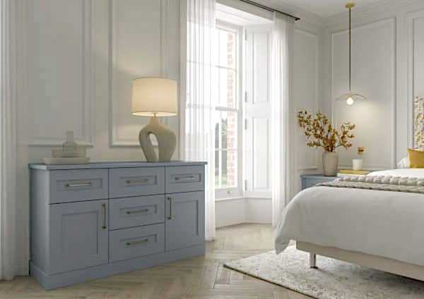 Acadia Fjord Shaker dresser with gold handles and lamp